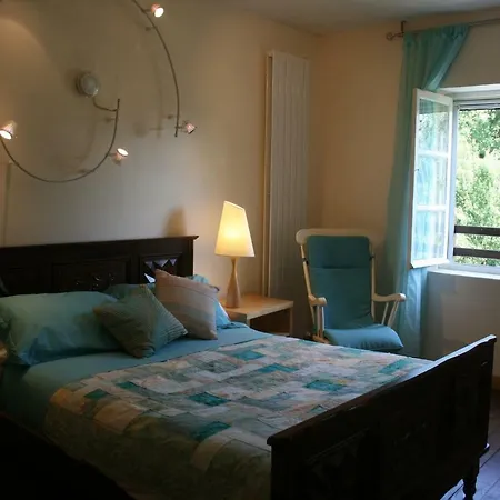 La Maison Aux Volets Verts *